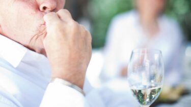 「辛口」ワインなのに「甘く」感じるのはなぜ？